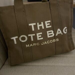 Marc Jacobs Medium Traveler Canvas Tote